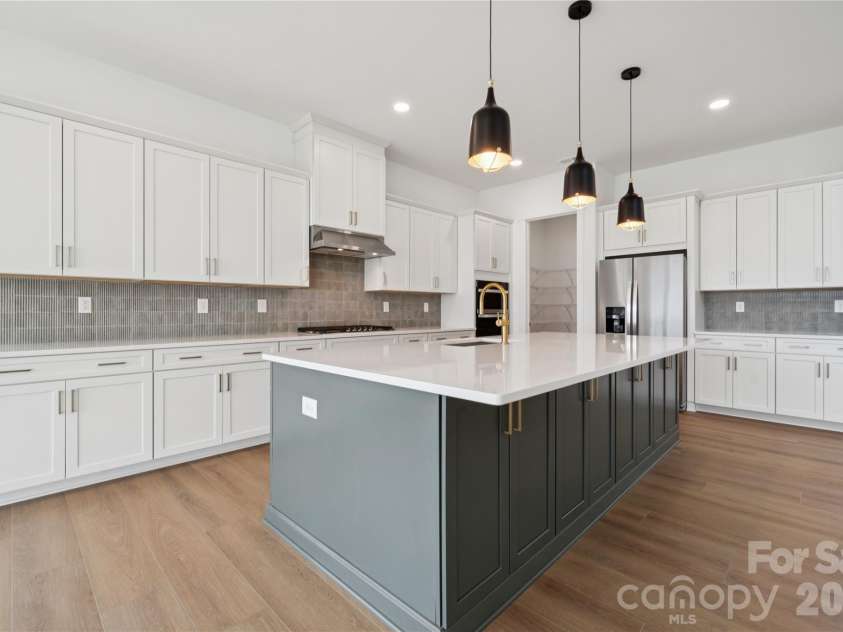 5452 Vernon Ridge Road, Huntersville, NC 28078.  MLS# CAR4414145, YatesRealty ID 43708. 