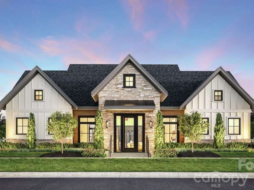 5452 Vernon Ridge Road, Huntersville, NC 28078.  MLS# CAR4414145, YatesRealty ID 43708. 