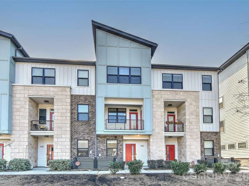 1150 36th Street, Charlotte, NC 28205.  MLS# CAR4345446, YatesRealty ID 4371. 