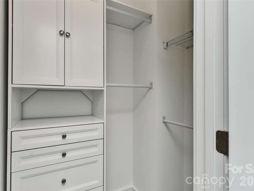 1150 36th Street, Charlotte, NC 28205.  MLS# CAR4345446, YatesRealty ID 4371. 