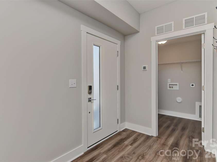 1150 36th Street, Charlotte, NC 28205.  MLS# CAR4345446, YatesRealty ID 4371. 