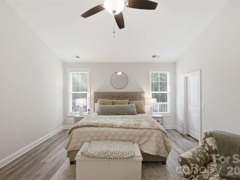 3177 Yosemite Drive, Gastonia, NC 28056.  MLS# CAR4413980, YatesRealty ID 43710. 