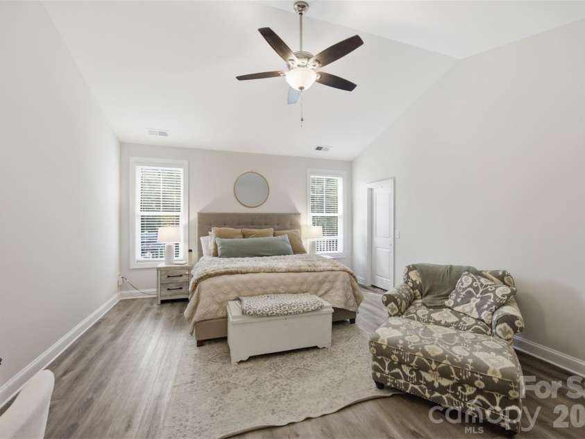3177 Yosemite Drive, Gastonia, NC 28056.  MLS# CAR4413980, YatesRealty ID 43710. 