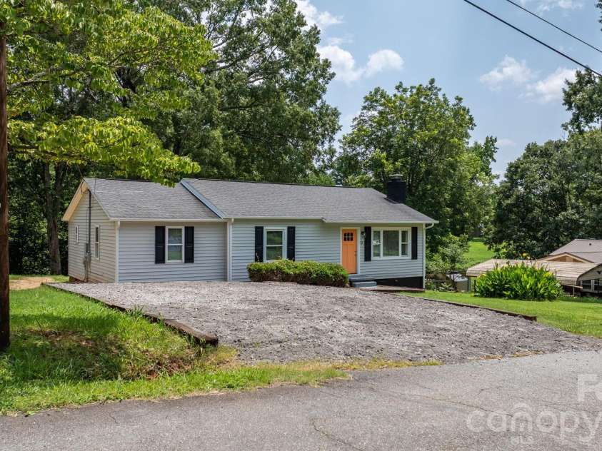 12 Ruth Avenue, Newton, NC 28658.  MLS# CAR4414166, YatesRealty ID 43712. 