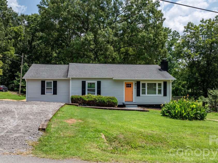 12 Ruth Avenue, Newton, NC 28658.  MLS# CAR4414166, YatesRealty ID 43712. 