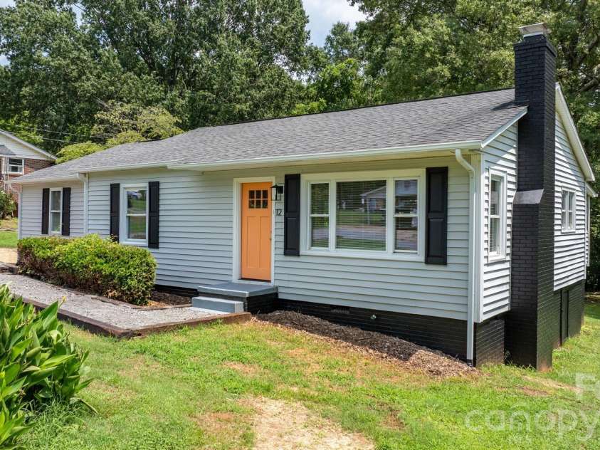 12 Ruth Avenue, Newton, NC 28658.  MLS# CAR4414166, YatesRealty ID 43712. 