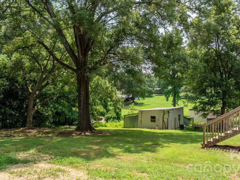 12 Ruth Avenue, Newton, NC 28658.  MLS# CAR4414166, YatesRealty ID 43712. 