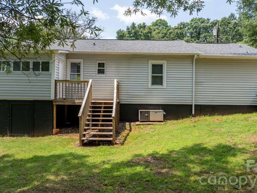 12 Ruth Avenue, Newton, NC 28658.  MLS# CAR4414166, YatesRealty ID 43712. 
