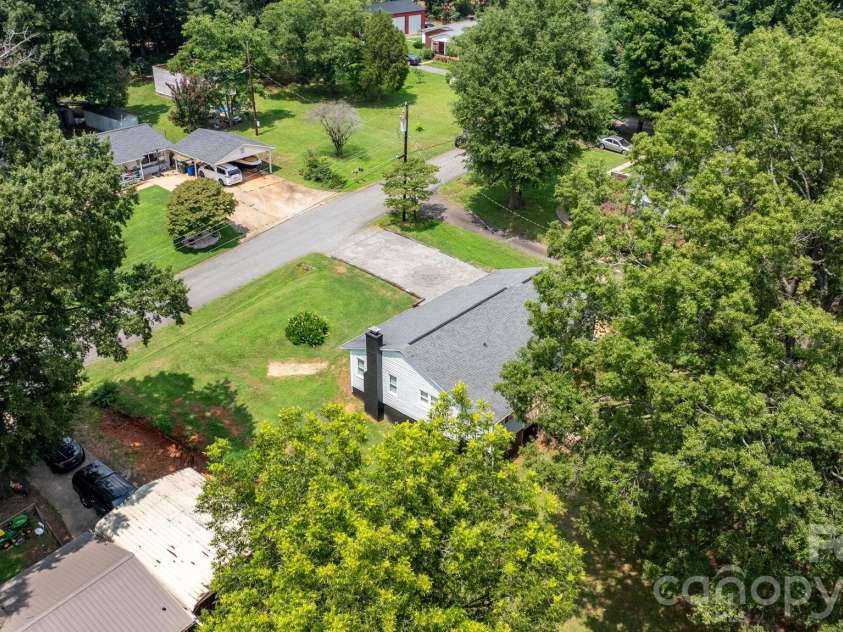 12 Ruth Avenue, Newton, NC 28658.  MLS# CAR4414166, YatesRealty ID 43712. 
