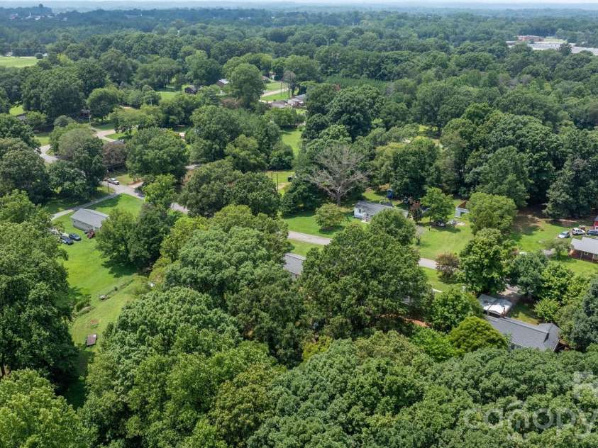 12 Ruth Avenue, Newton, NC 28658.  MLS# CAR4414166, YatesRealty ID 43712. 