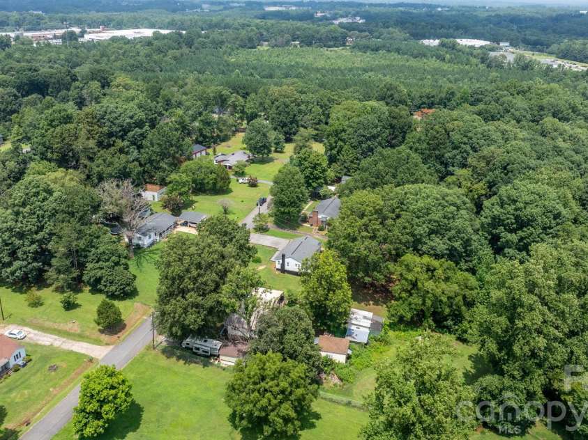 12 Ruth Avenue, Newton, NC 28658.  MLS# CAR4414166, YatesRealty ID 43712. 