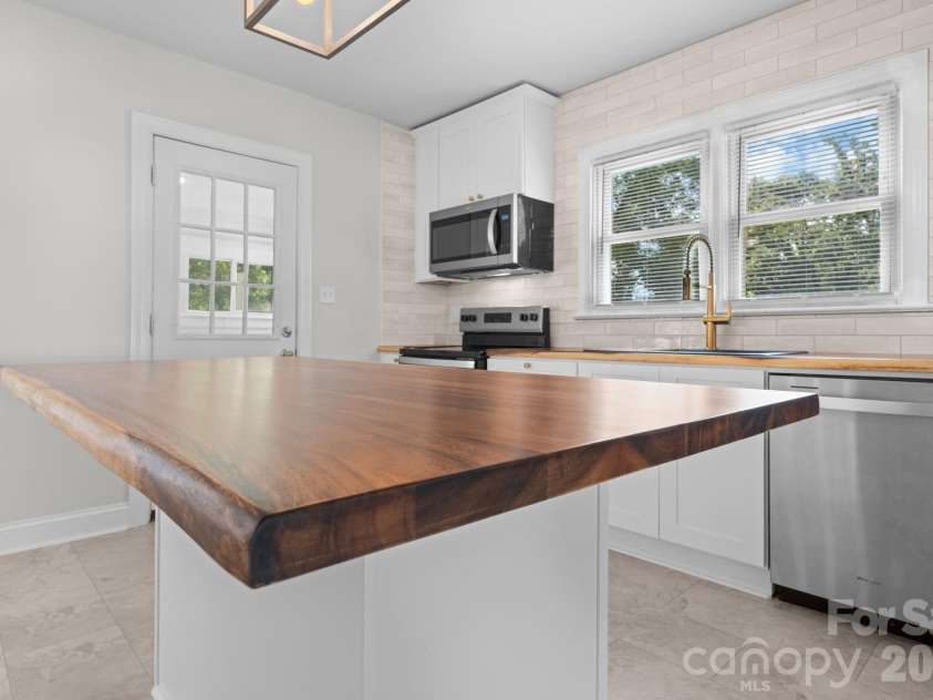 12 Ruth Avenue, Newton, NC 28658.  MLS# CAR4414166, YatesRealty ID 43712. Kitchen