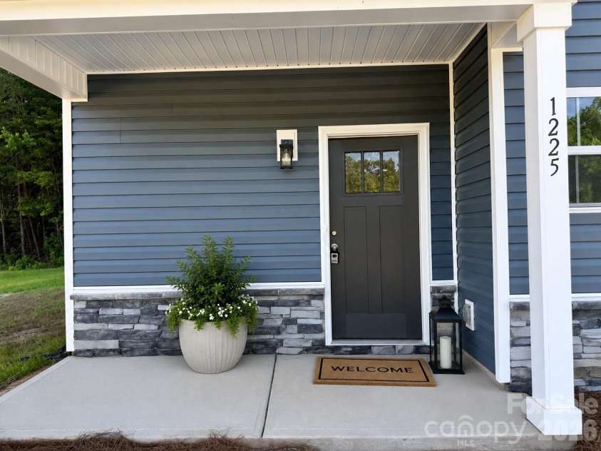 1575 Solitude Court, Kannapolis, NC 28081.  MLS# CAR4414115, YatesRealty ID 43713. Virtually Staged