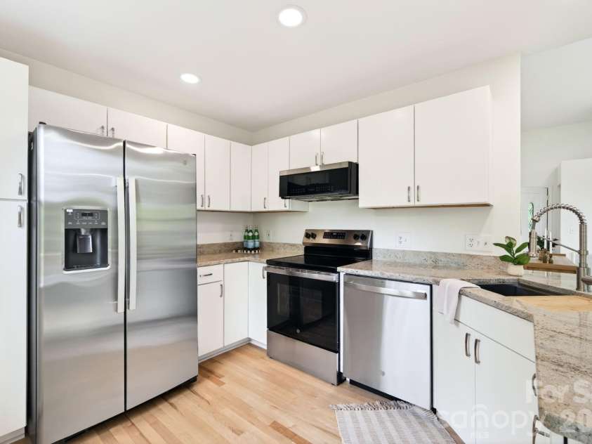 9 Nantahala Street, Asheville, NC 28801.  MLS# CAR4409497, YatesRealty ID 43716. Ample Cabinetry