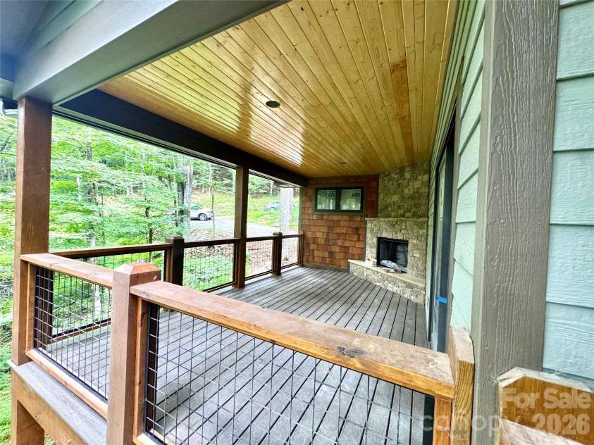 54 Hamlin Lane, Mars Hill, NC 28754.  MLS# CAR4413783, YatesRealty ID 43718. Private Primary Deck