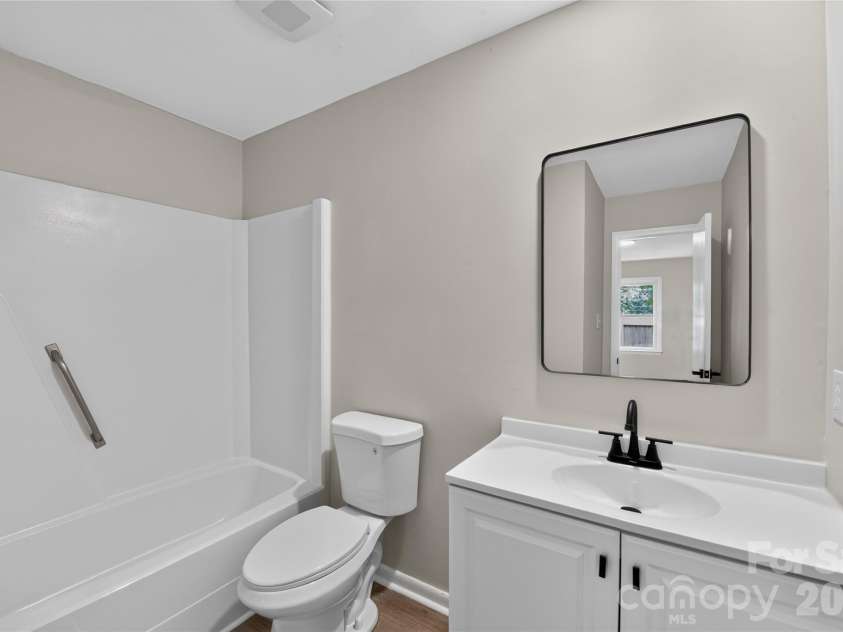 4625 Longbriar Drive, Gastonia, NC 28056.  MLS# CAR4414205, YatesRealty ID 43719. 