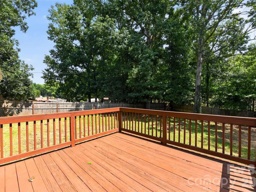 4625 Longbriar Drive, Gastonia, NC 28056.  MLS# CAR4414205, YatesRealty ID 43719. 