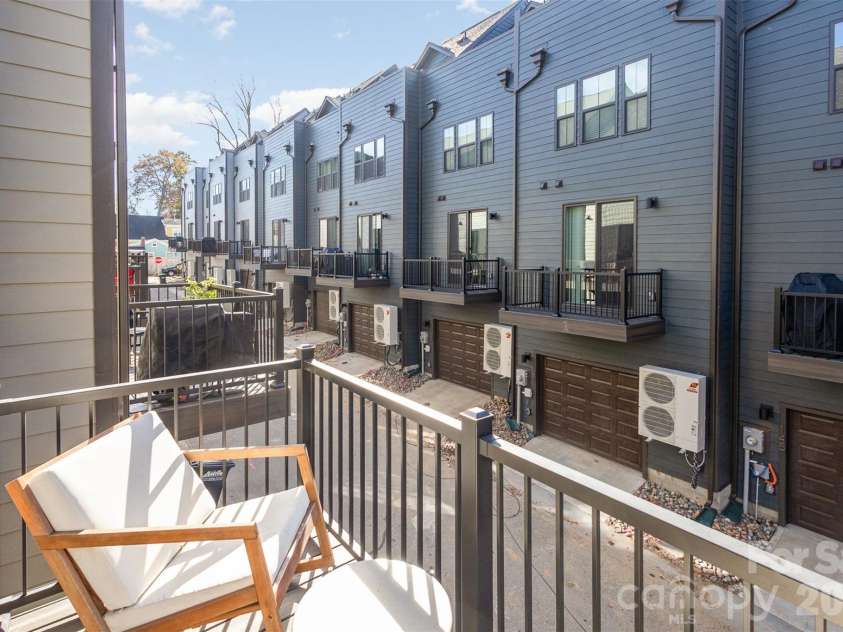 144 Millsbee Lane, Charlotte, NC 28205.  MLS# CAR4345179, YatesRealty ID 4372. 