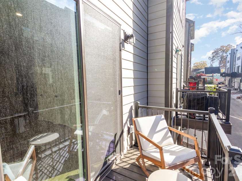 144 Millsbee Lane, Charlotte, NC 28205.  MLS# CAR4345179, YatesRealty ID 4372. 