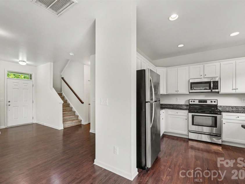 618 Oak Brook Drive, Salisbury, NC 28146.  MLS# CAR4413195, YatesRealty ID 43720. 