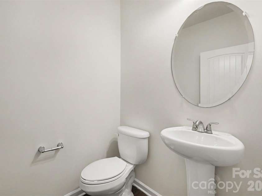 618 Oak Brook Drive, Salisbury, NC 28146.  MLS# CAR4413195, YatesRealty ID 43720. 
