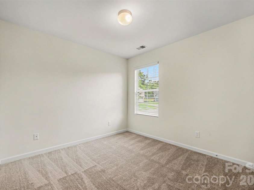 618 Oak Brook Drive, Salisbury, NC 28146.  MLS# CAR4413195, YatesRealty ID 43720. 