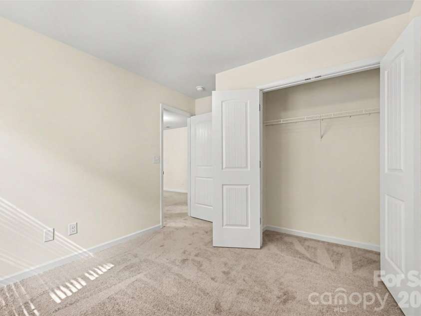 618 Oak Brook Drive, Salisbury, NC 28146.  MLS# CAR4413195, YatesRealty ID 43720. 