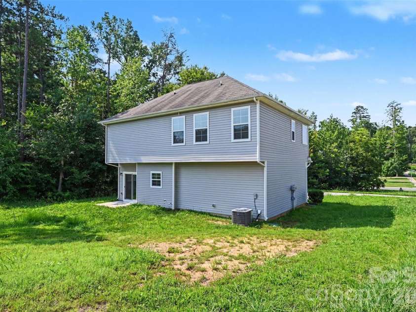 618 Oak Brook Drive, Salisbury, NC 28146.  MLS# CAR4413195, YatesRealty ID 43720. 