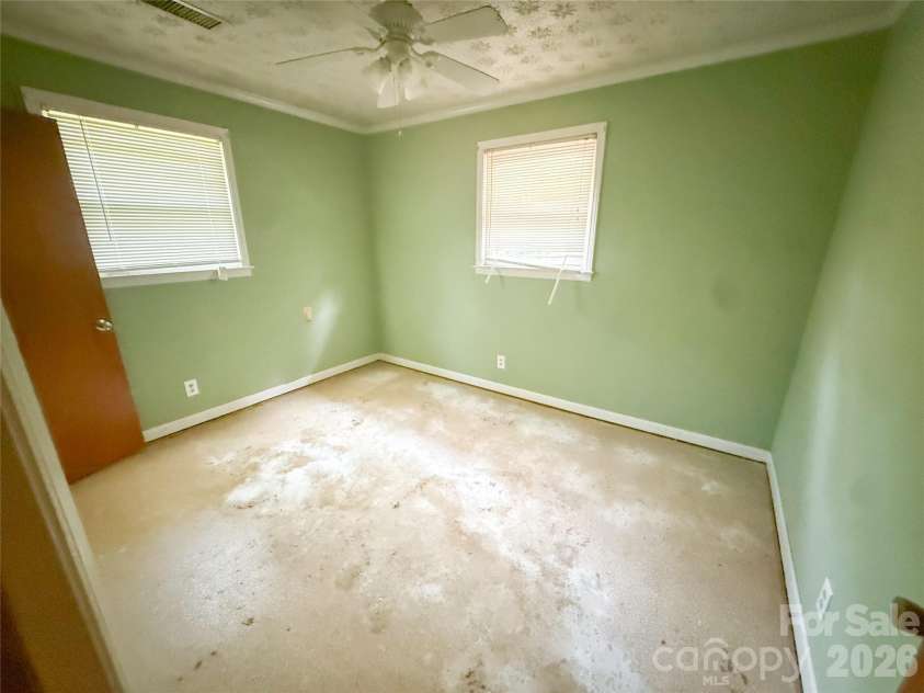 2406 Dale Street, Kannapolis, NC 28083.  MLS# CAR4414217, YatesRealty ID 43722. 