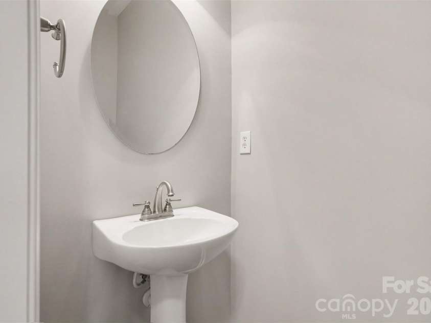 567 Pine Links Drive, Tega Cay, SC 29708.  MLS# CAR4404170, YatesRealty ID 43723. 