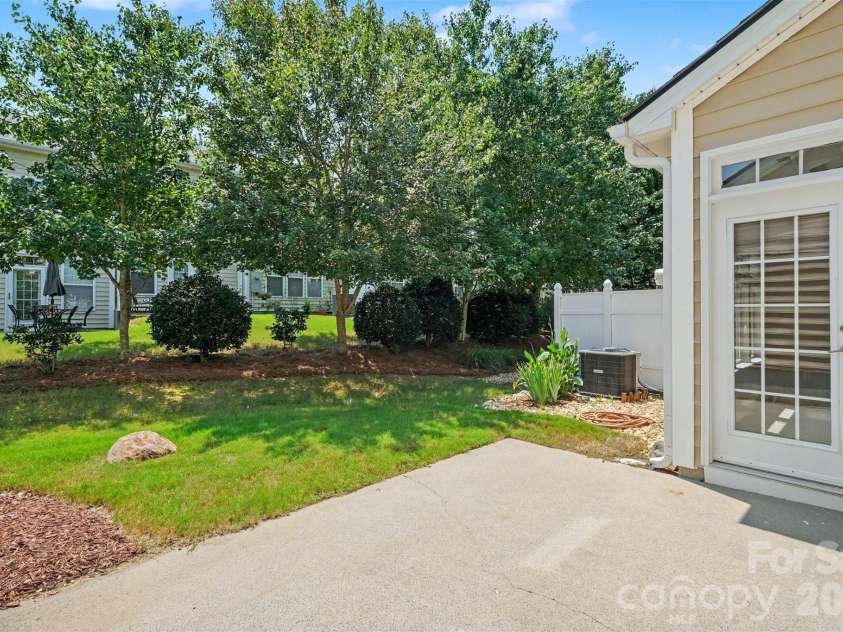 567 Pine Links Drive, Tega Cay, SC 29708.  MLS# CAR4404170, YatesRealty ID 43723. 