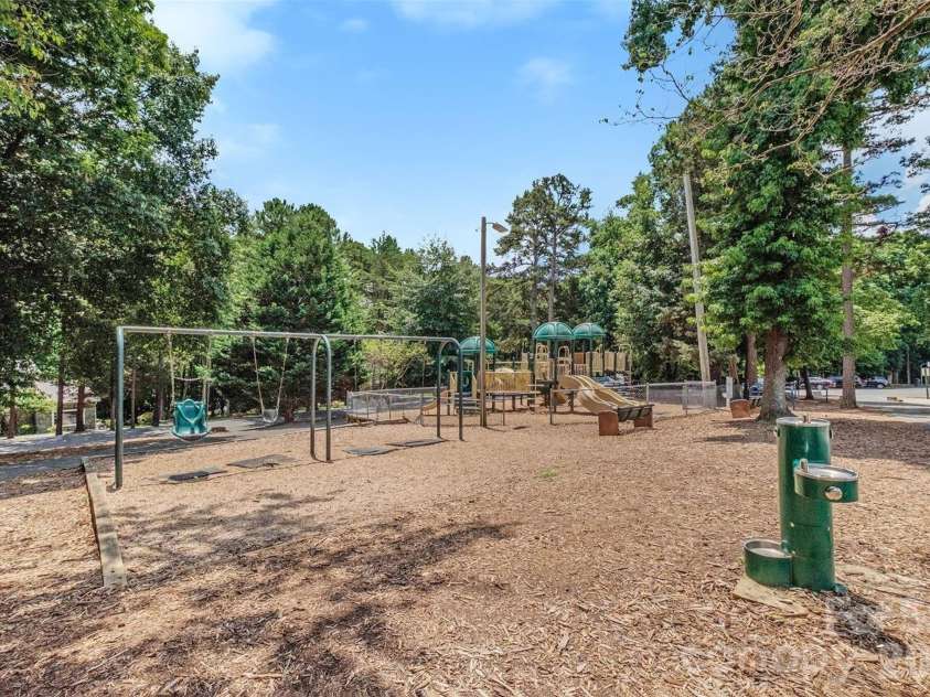 567 Pine Links Drive, Tega Cay, SC 29708.  MLS# CAR4404170, YatesRealty ID 43723. 