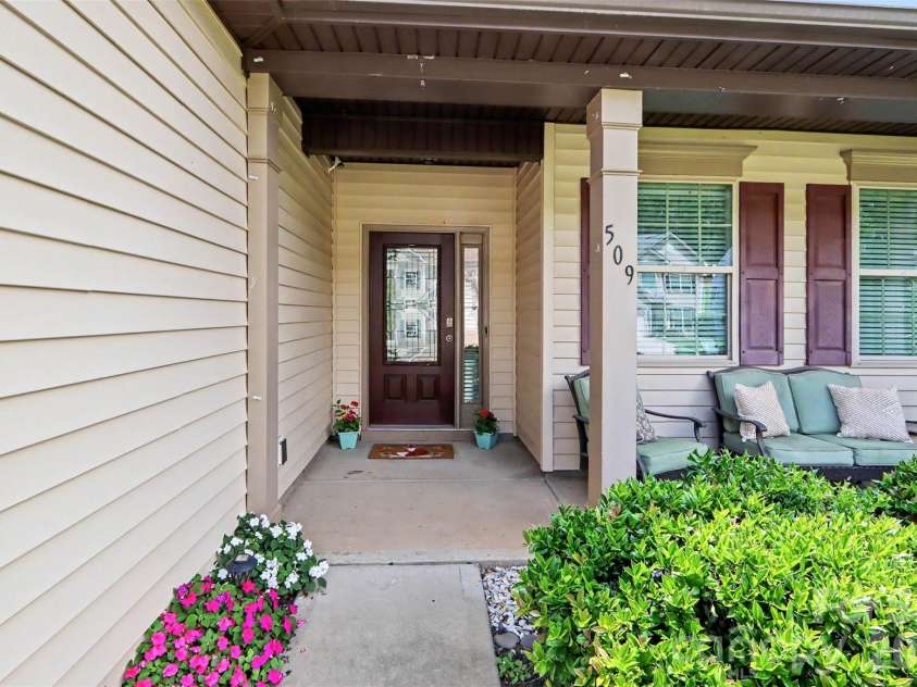 509 Augustus Lane, Mount Holly, NC 28120.  MLS# CAR4410713, YatesRealty ID 43725. 