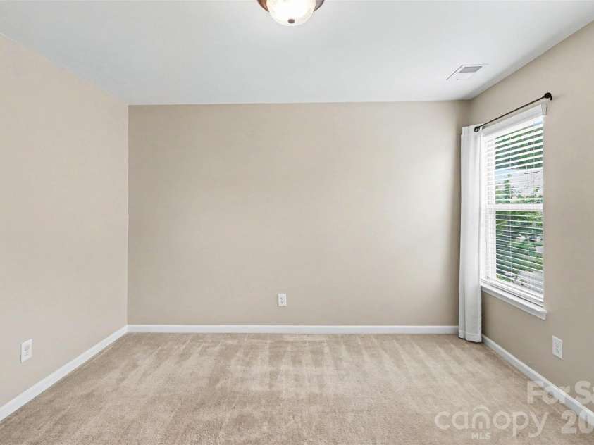 509 Augustus Lane, Mount Holly, NC 28120.  MLS# CAR4410713, YatesRealty ID 43725. 