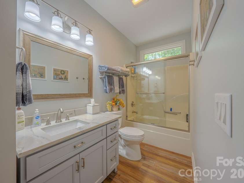 329 Mountain Crest Drive, Hendersonville, NC 28739.  MLS# CAR4384894, YatesRealty ID 43728. Bathroom 2