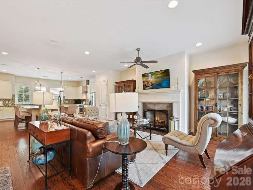 4022 City Homes Place, Charlotte, NC 28209.  MLS# CAR4345383, YatesRealty ID 4373. 