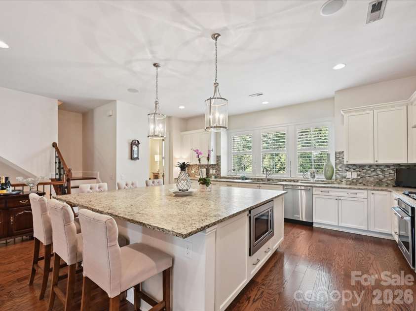 4022 City Homes Place, Charlotte, NC 28209.  MLS# CAR4345383, YatesRealty ID 4373. 