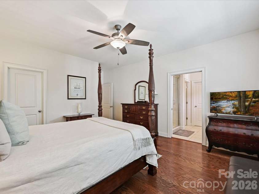 4022 City Homes Place, Charlotte, NC 28209.  MLS# CAR4345383, YatesRealty ID 4373. 