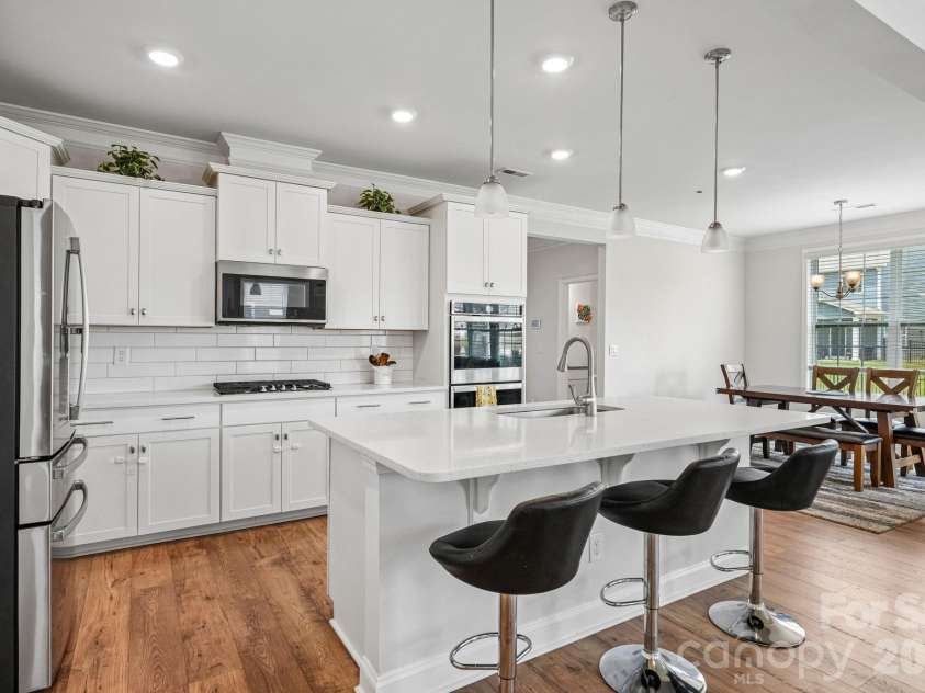 1093 Thoroughbred Drive, Iron Station, NC 28080.  MLS# CAR4413596, YatesRealty ID 43730. Kitchen