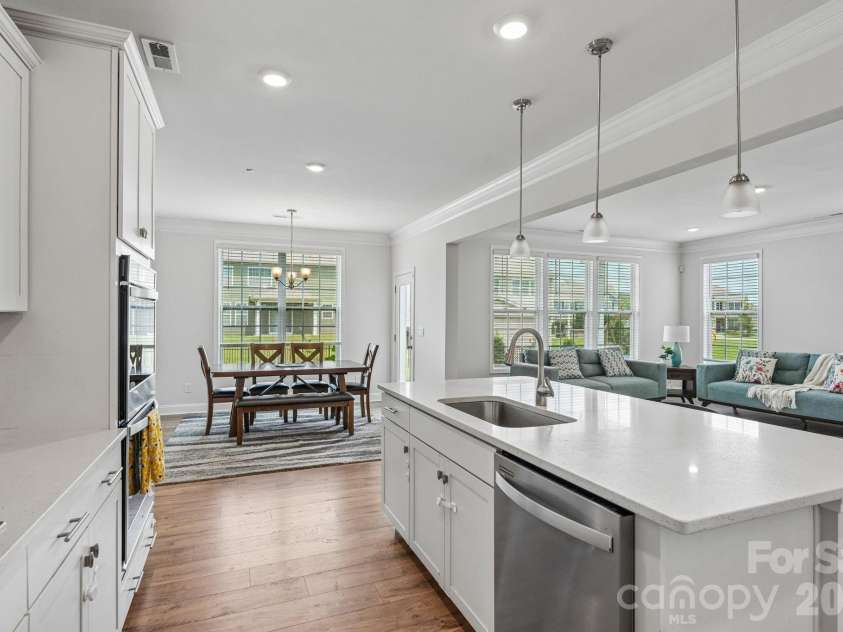 1093 Thoroughbred Drive, Iron Station, NC 28080.  MLS# CAR4413596, YatesRealty ID 43730. Kitchen