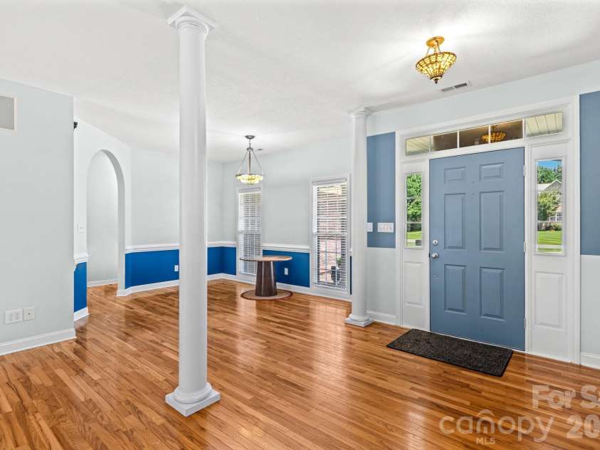 276 Falcon Crest Lane, Salisbury, NC 28147.  MLS# CAR4413418, YatesRealty ID 43731. 