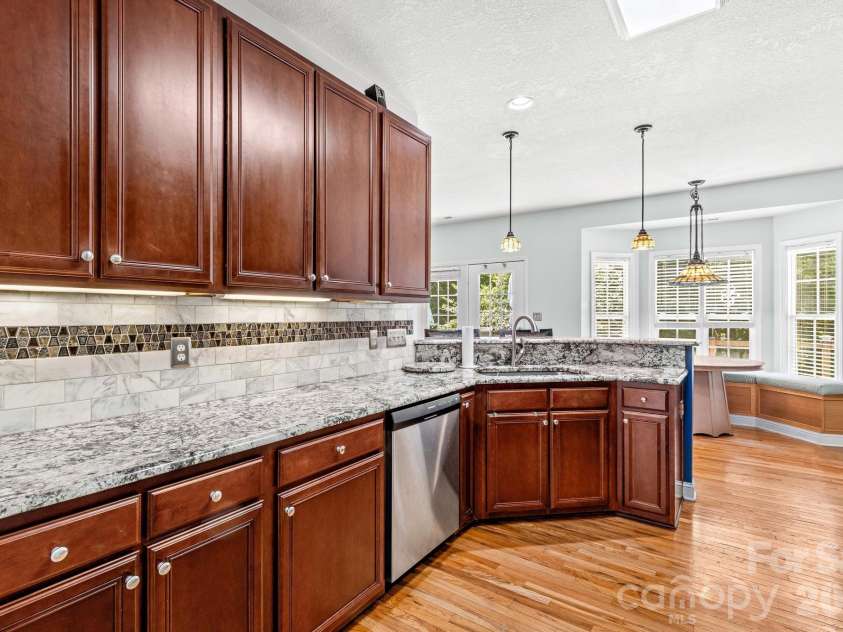 276 Falcon Crest Lane, Salisbury, NC 28147.  MLS# CAR4413418, YatesRealty ID 43731. 