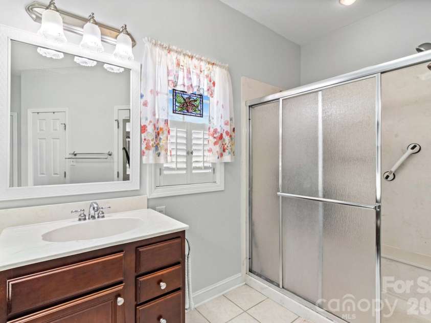 276 Falcon Crest Lane, Salisbury, NC 28147.  MLS# CAR4413418, YatesRealty ID 43731. 