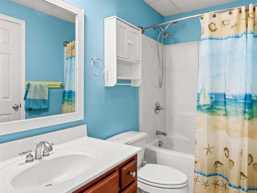 276 Falcon Crest Lane, Salisbury, NC 28147.  MLS# CAR4413418, YatesRealty ID 43731. 