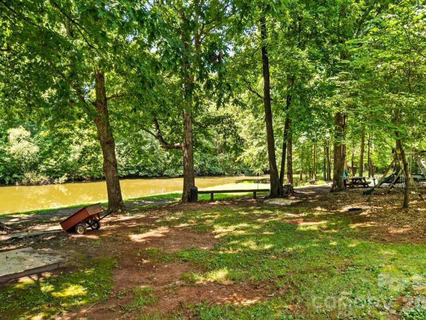276 Falcon Crest Lane, Salisbury, NC 28147.  MLS# CAR4413418, YatesRealty ID 43731. 