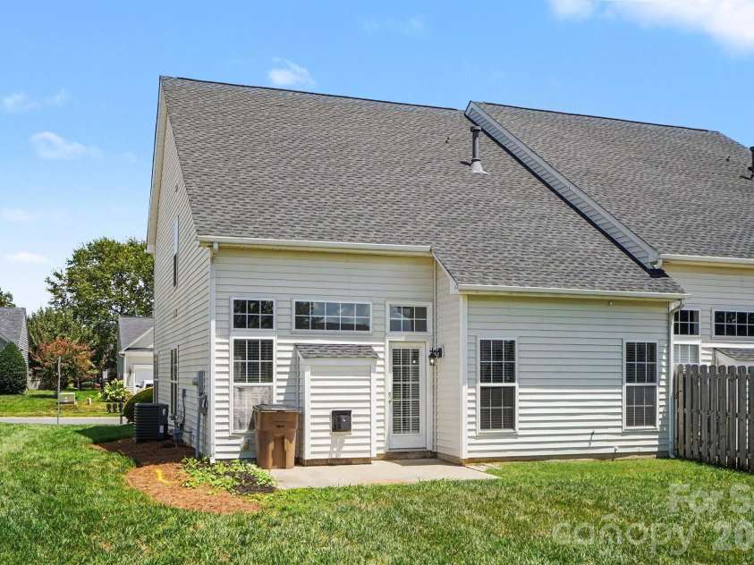 2114 Mondo Lane, Indian Trail, NC 28079.  MLS# CAR4413517, YatesRealty ID 43732. 