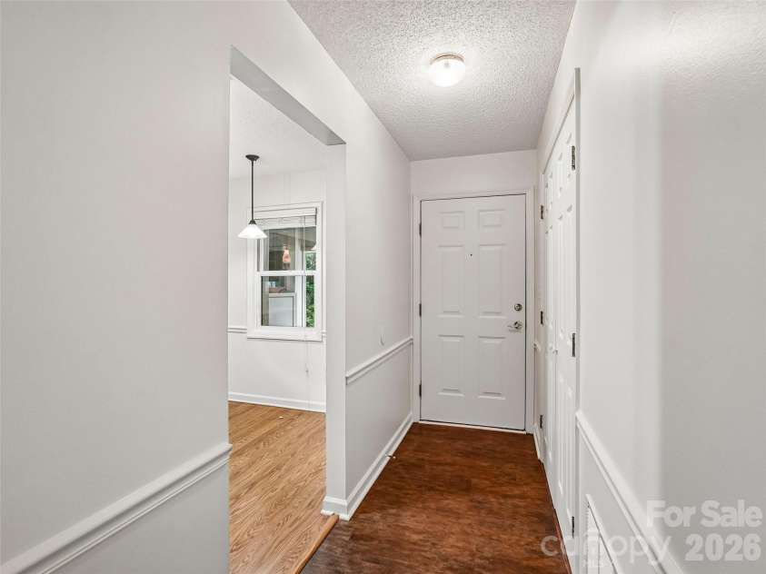 1106 Abbey Circle, Asheville, NC 28805.  MLS# CAR4413103, YatesRealty ID 43735. 