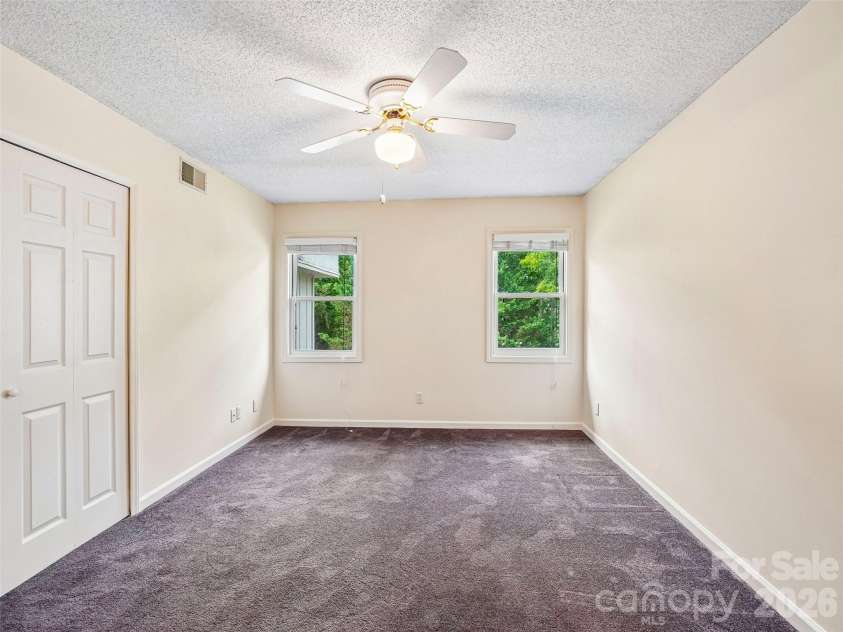 1106 Abbey Circle, Asheville, NC 28805.  MLS# CAR4413103, YatesRealty ID 43735. 