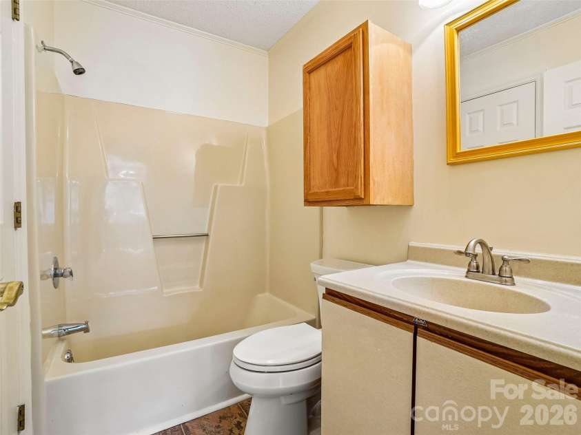 1106 Abbey Circle, Asheville, NC 28805.  MLS# CAR4413103, YatesRealty ID 43735. 