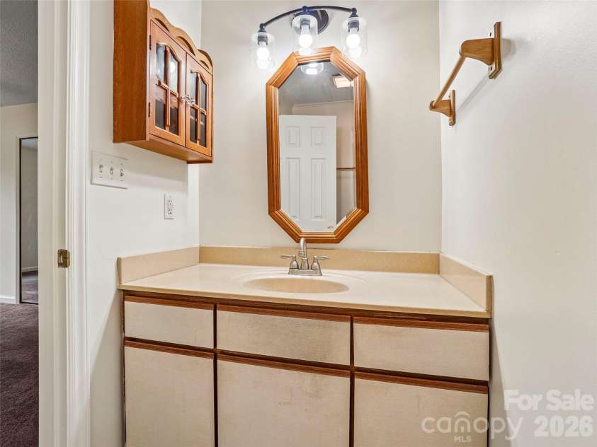 1106 Abbey Circle, Asheville, NC 28805.  MLS# CAR4413103, YatesRealty ID 43735. 